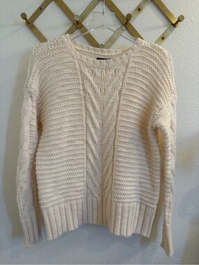 American Eagle Outfitters Cream Cable Knit Women's Sweater Small
